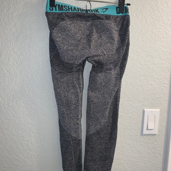 Gymshark leggings - Picture 2 of 3